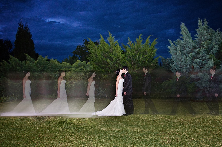 wedding couple walking nightshot cullinan
